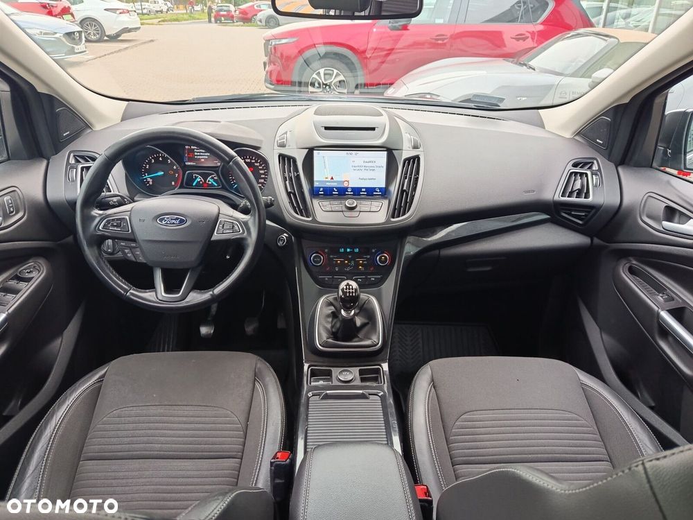 Ford Kuga - 12