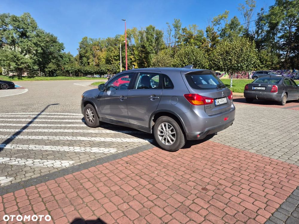 Mitsubishi ASX - 4