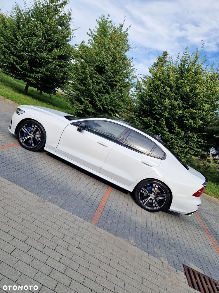 Volvo S60 T5 R-Design - 5