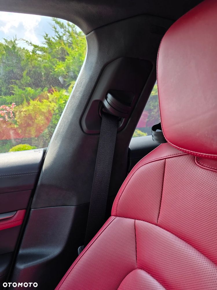 Porsche Taycan 4S Performance Plus - 6