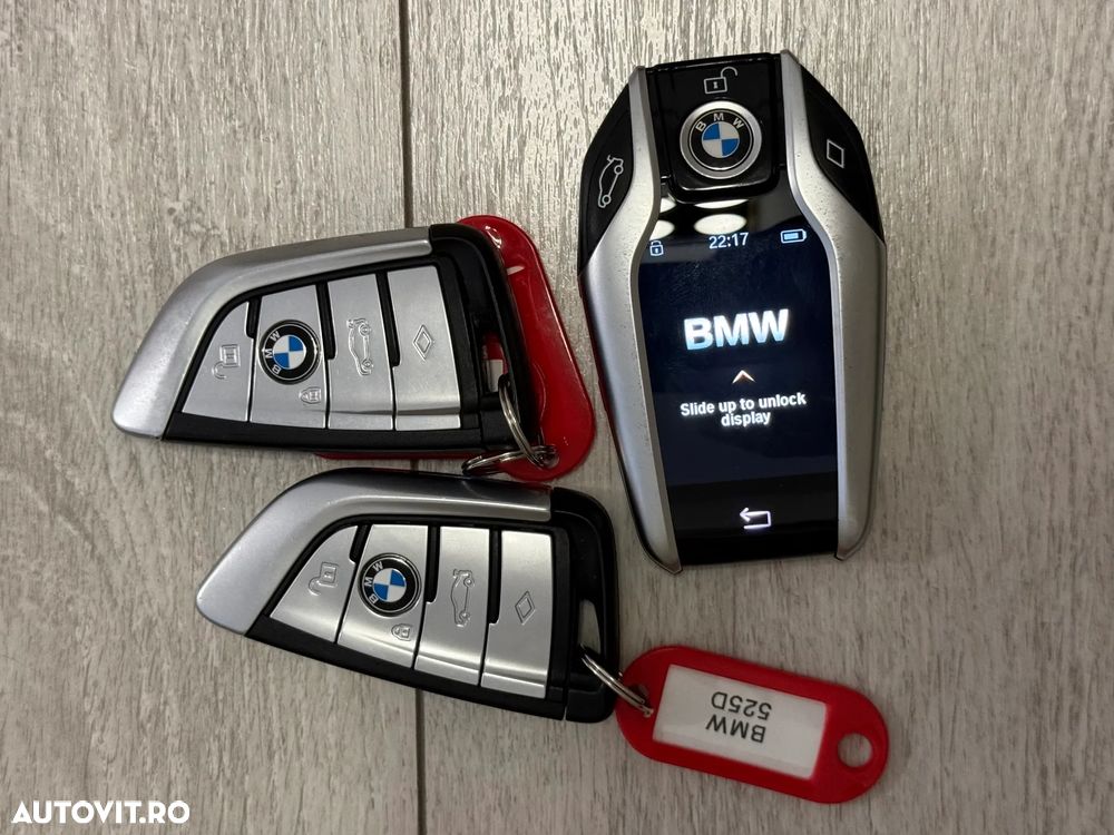 BMW Seria 5 525d Aut. Sport Line - 32