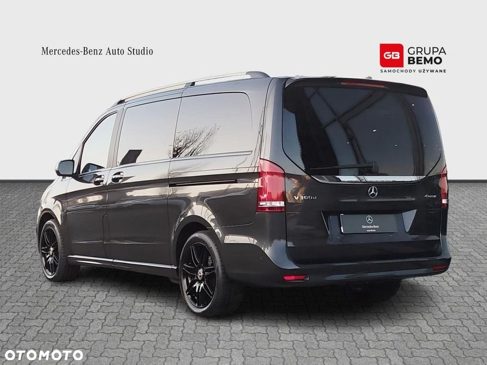 Mercedes-Benz Klasa V - 4