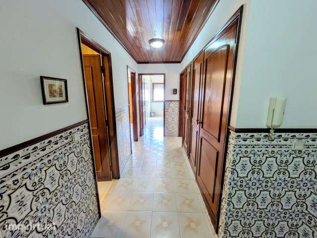 Apartamento T2 com lugar de garagem na Praia da Barra! - Grande imagem: 2/16