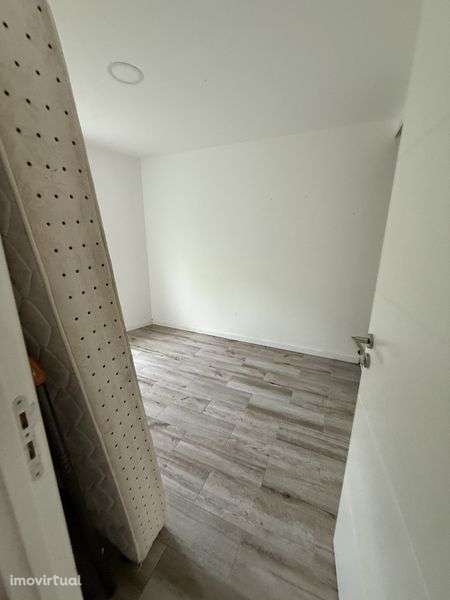 Apartamento T2 Pronto Habitar - Grande imagem: 3/7