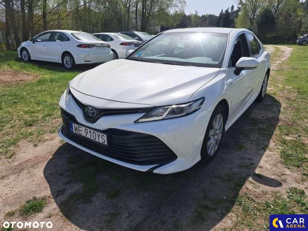 Toyota Camry - 3