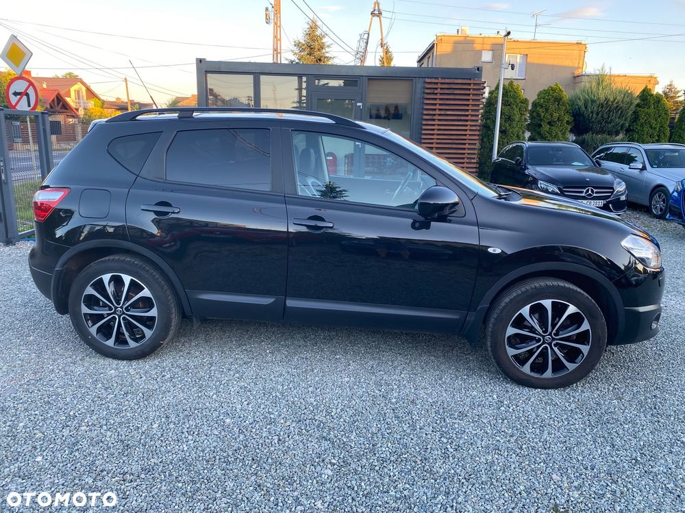 Nissan Qashqai 2.0 360 - 16