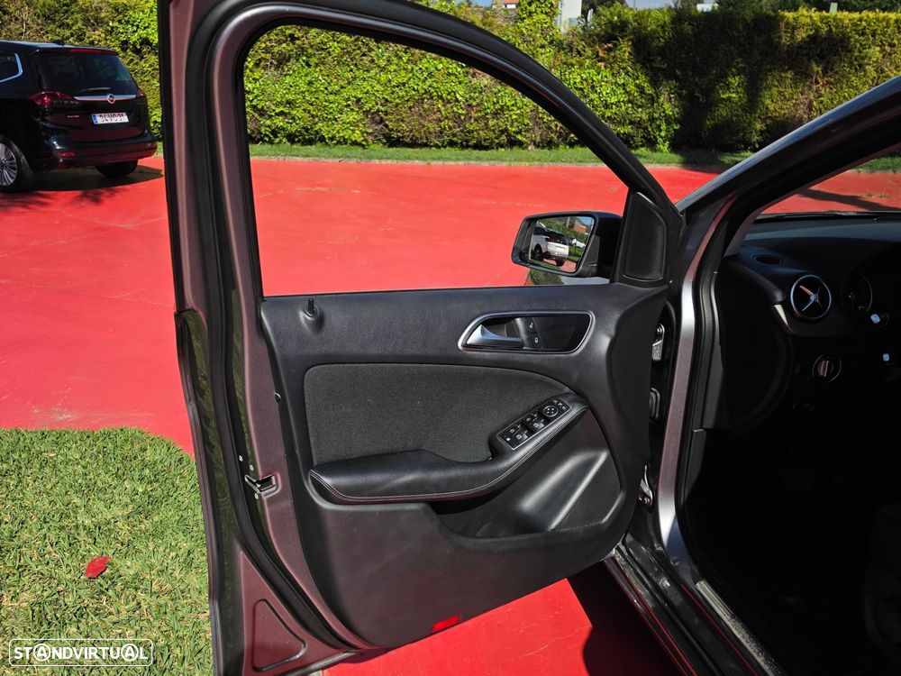 Mercedes-Benz B 180 d Style Aut. - 9