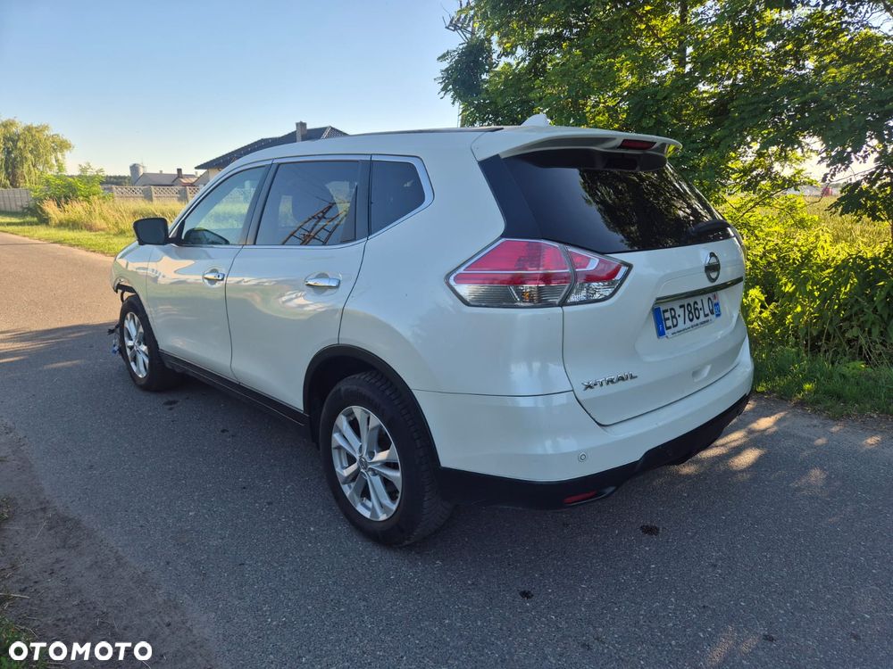 Nissan X-Trail 1.6 DCi Tekna 2WD Xtronic 7os - 24
