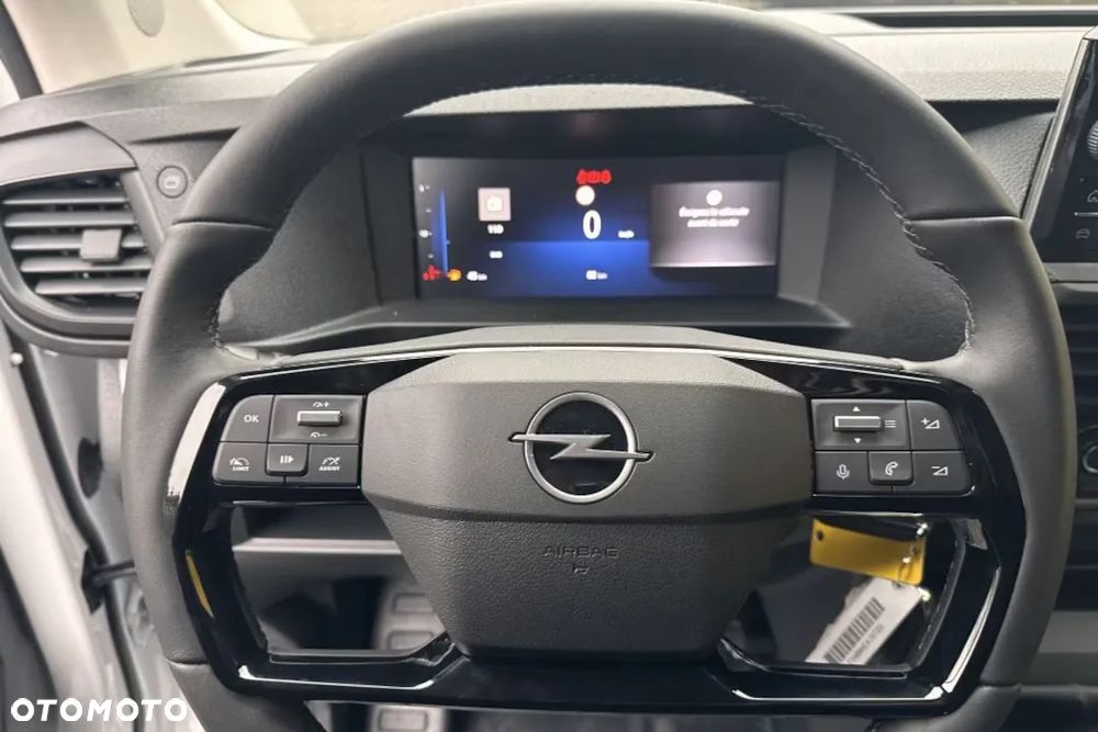 Opel Vivaro Furgon Extra Long L2H1 - 6