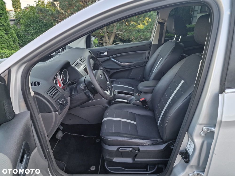 Ford Kuga 2.0 TDCi 4WD Titanium - 18