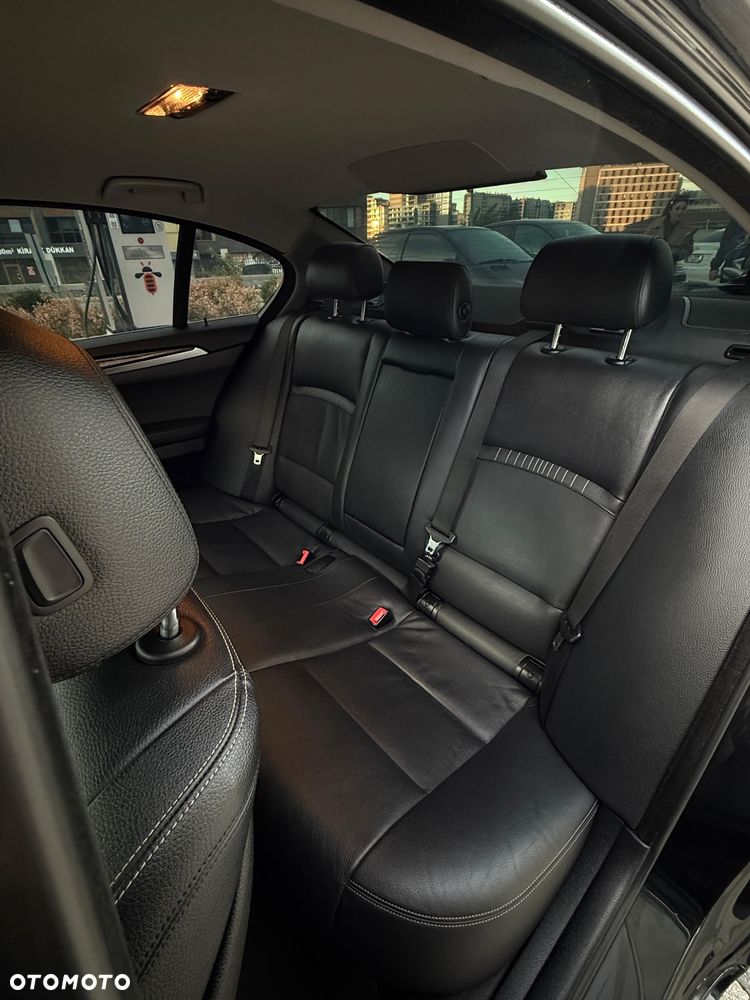 BMW Seria 5 - 19