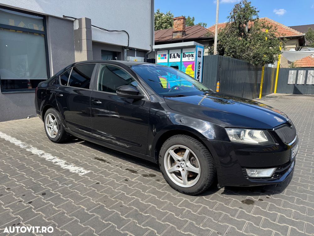Skoda Octavia 2.0 TDI STYLE - 11