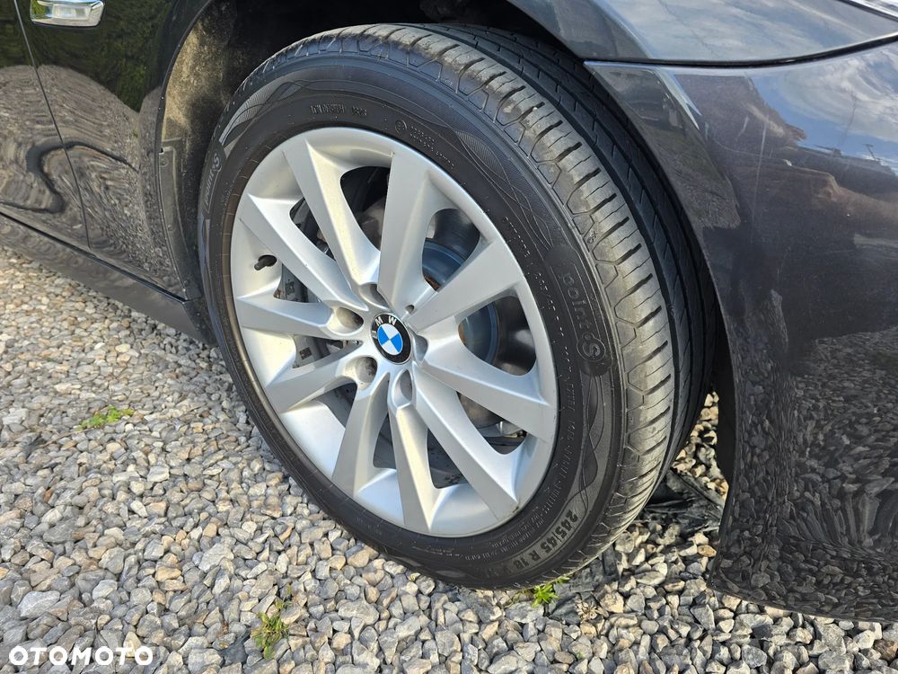 BMW Seria 5 520d Sport-Aut - 4