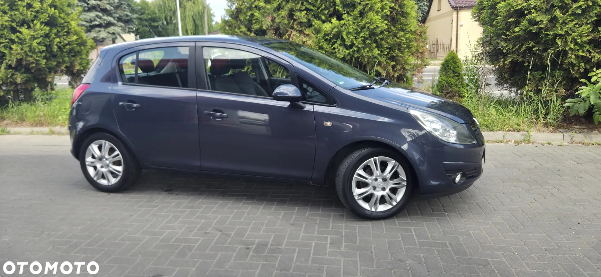 Opel Corsa 1.4 16V Cosmo - 21