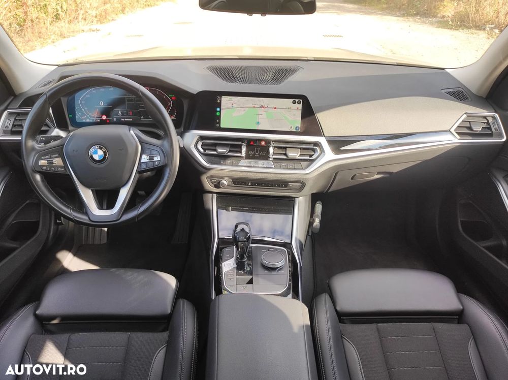 BMW Seria 3 320i Aut. Sport Line - 2