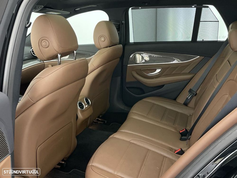 Mercedes-Benz E 53 AMG 4Matic+ — fotografia 12