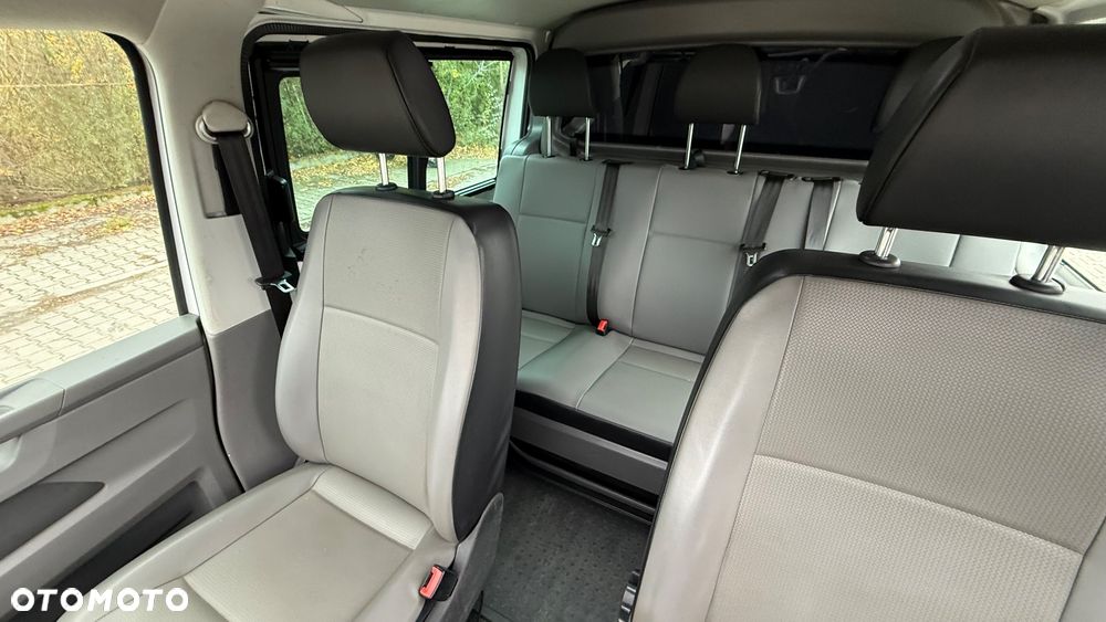 Volkswagen Transporter T6.1 - 14