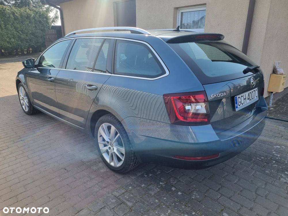 Skoda Octavia 2.0 TDI DSG Style - 3