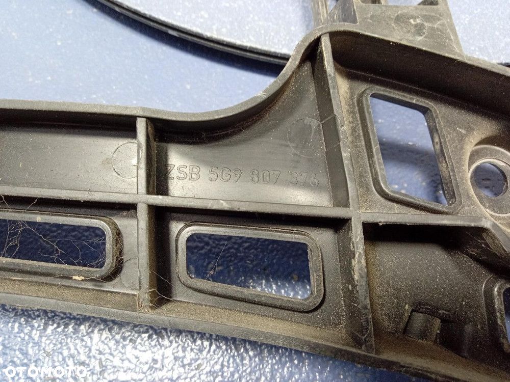 VW GOLF VII KOMBI ŚLIZG ZDERZAKA PRAWY TYŁ 5G9807376 - 6