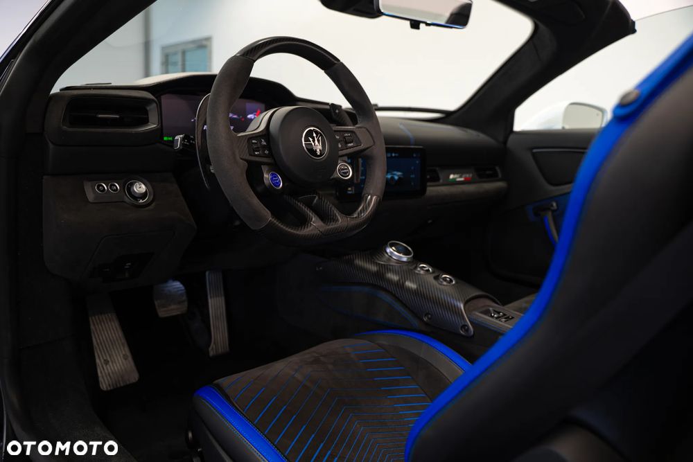 Maserati MC20 Cielo DCT - 18