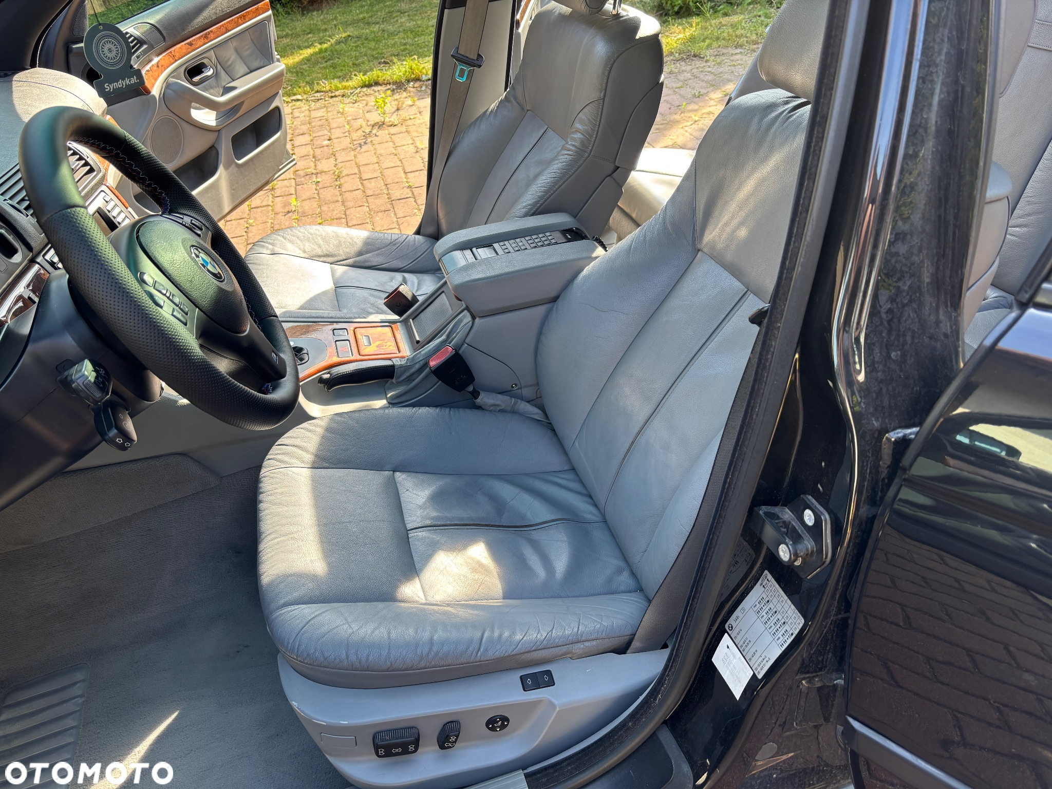 BMW Seria 5 - 12