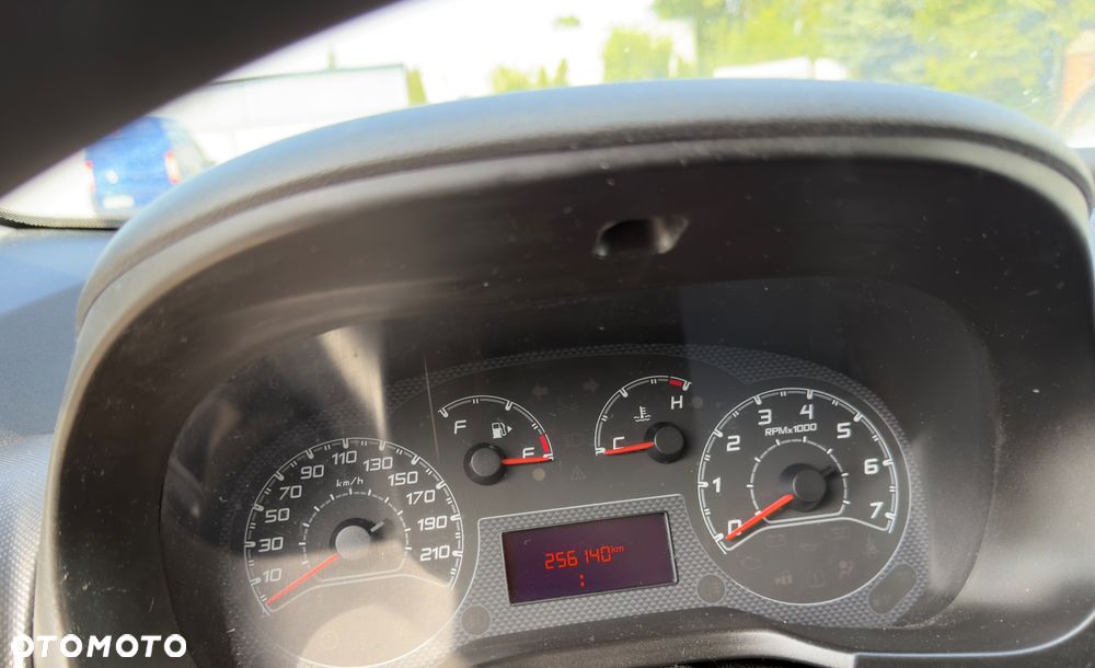 Fiat Fiorino 1.4 Easy - 10