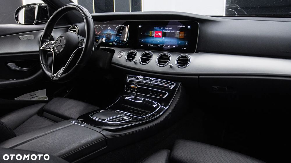 Mercedes-Benz Klasa E 220 d mHEV 4-Matic Avantgarde 9G-Tronic - 16