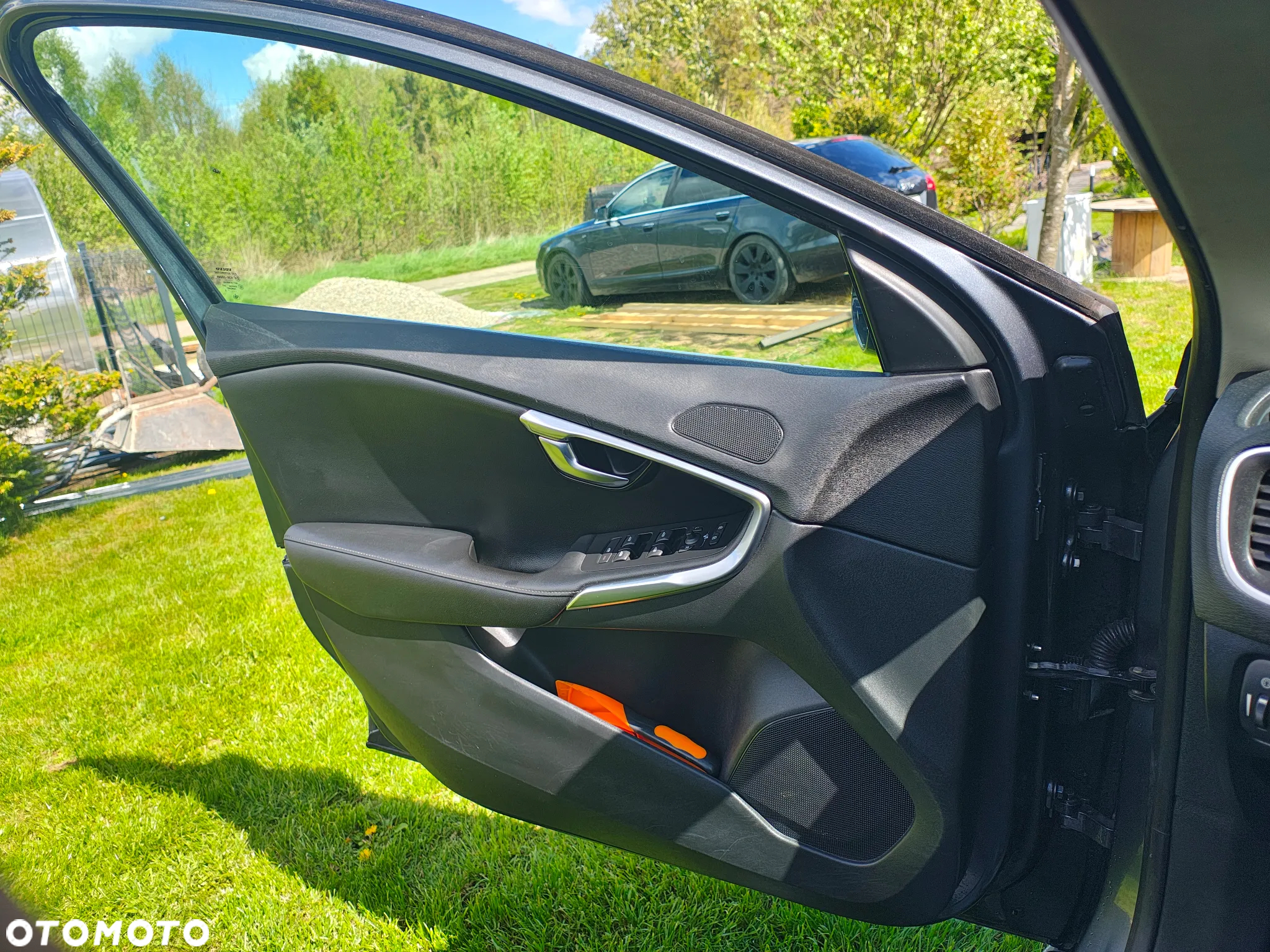 Volvo V40 - 23