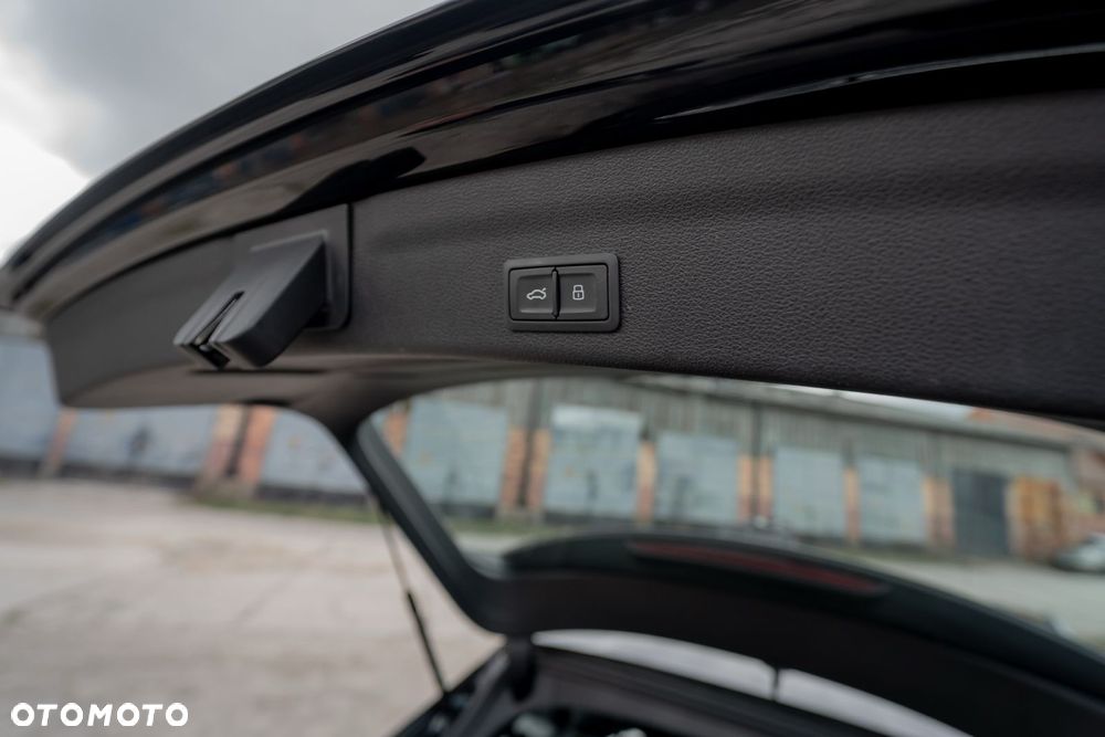 Audi A6 Avant 45 TDI quattro S tronic - 38