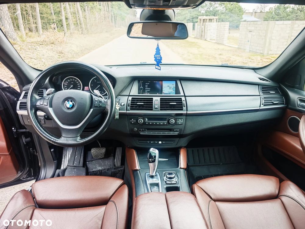 BMW X6 - 10