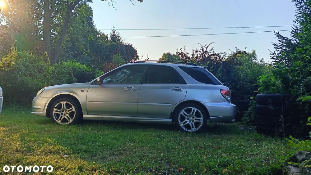 Subaru Impreza SW 2.0 RS Celebration - 3