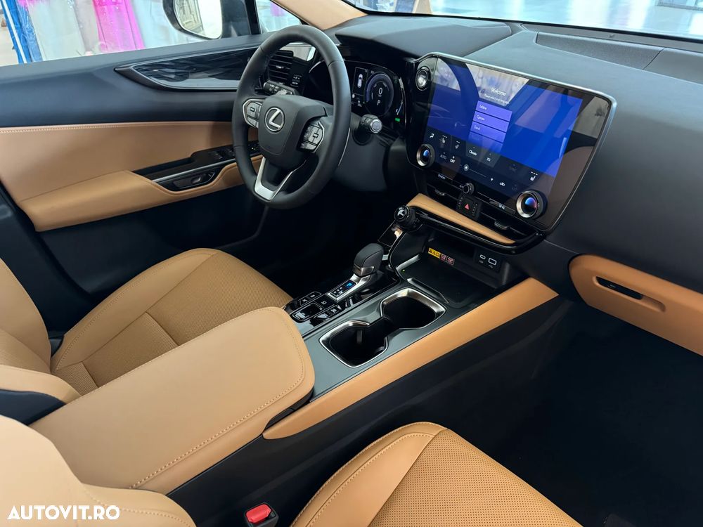 Lexus Seria NX 450h+ 2.5 TNGA HV 25H PHEV CVT Executive - 15