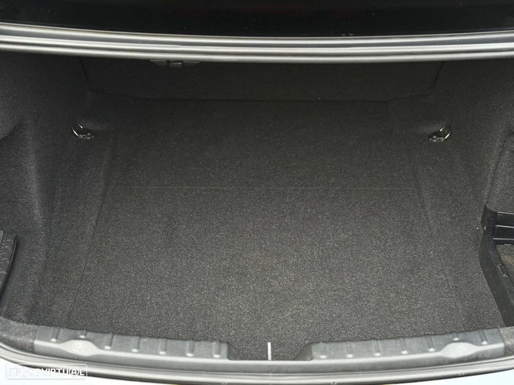 BMW 320 d Auto Pack M - 26