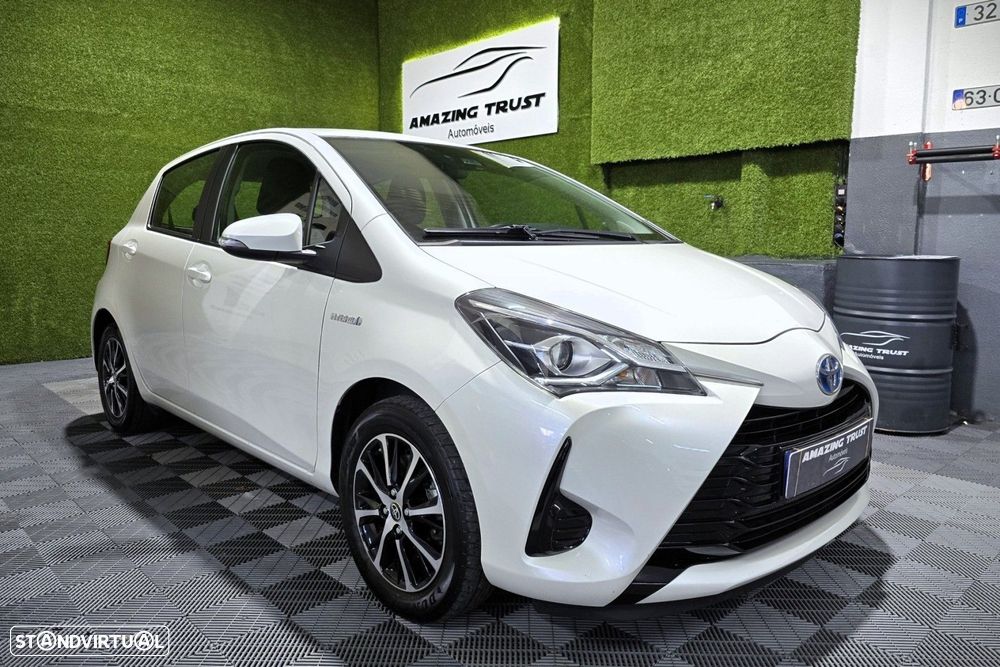 Toyota Yaris 1.5 HSD Comfort - 1
