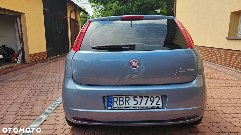 Fiat Grande Punto Actual 1.2 8V Estiva - 23