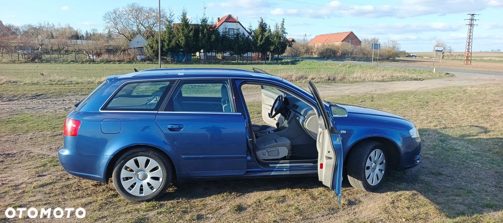 Audi A4 Avant 2.0 TDI DPF - 6