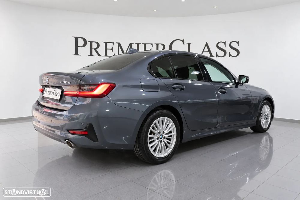 BMW 330 e Auto - 3