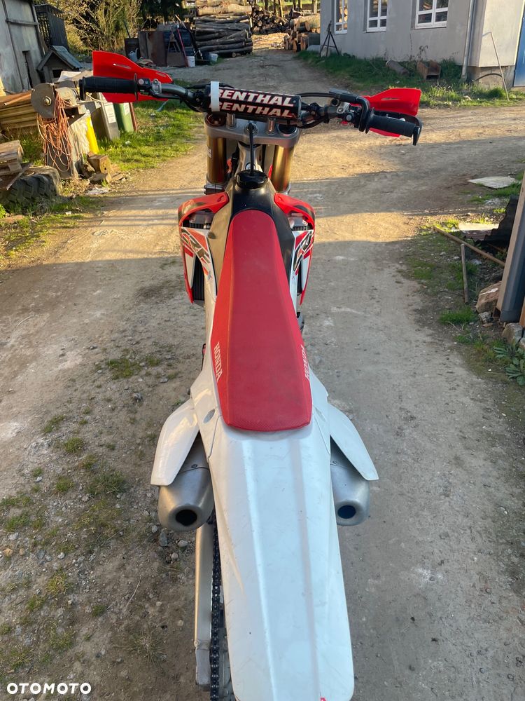 Honda CRF - 7