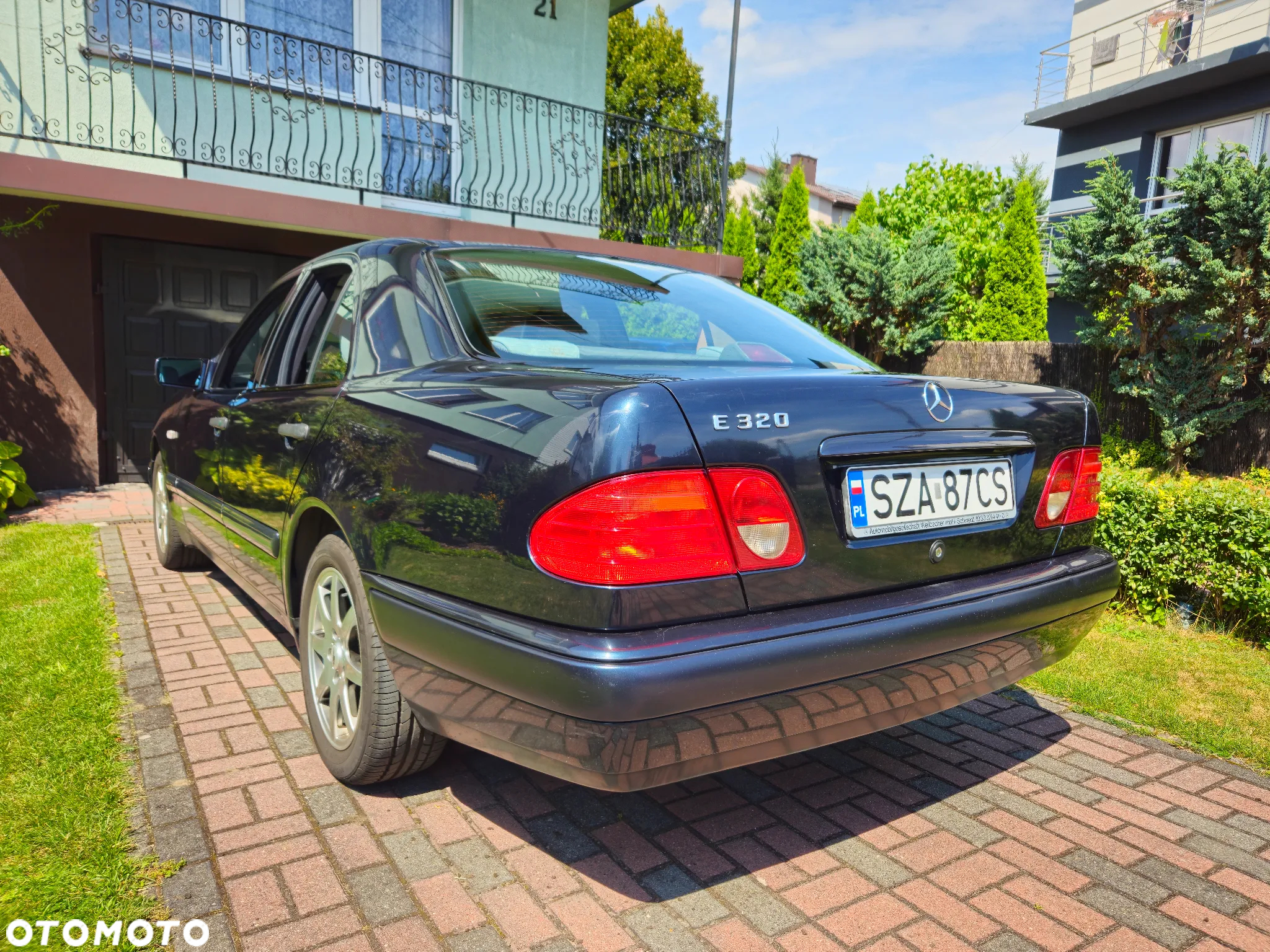 Mercedes-Benz Klasa E 320 Classic - 4