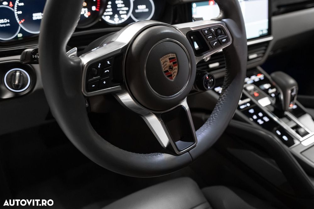 Porsche Cayenne Standard - 16