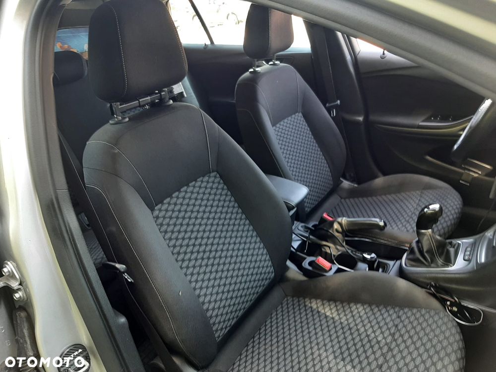 Opel Astra 1.6 CDTI Dynamic - 23