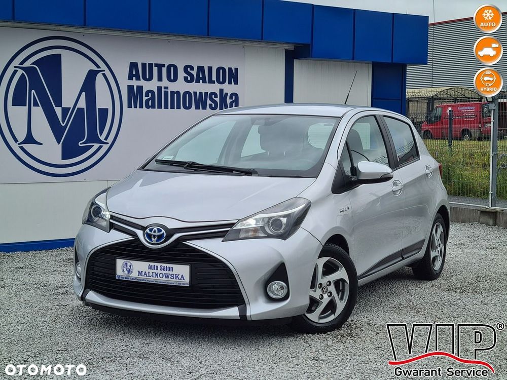 Toyota Yaris Hybrid 100 Life - 2