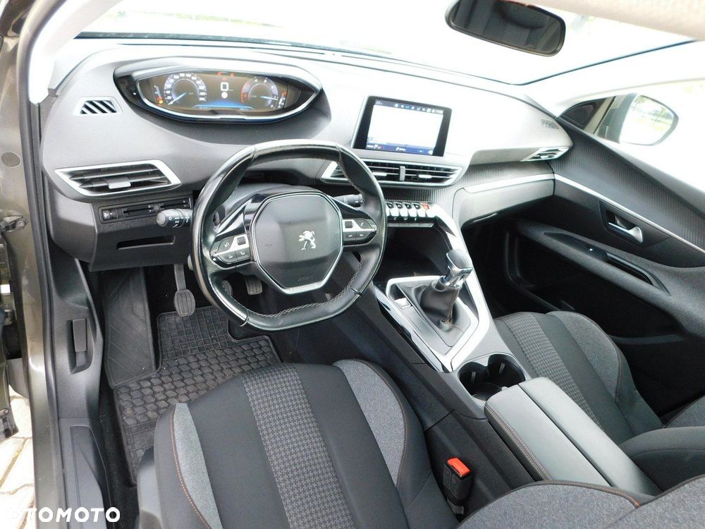 Peugeot 3008 1.5 BlueHDi Active S&S - 15