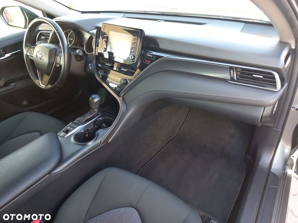 Toyota Camry 2.5 Hybrid Comfort CVT - 13