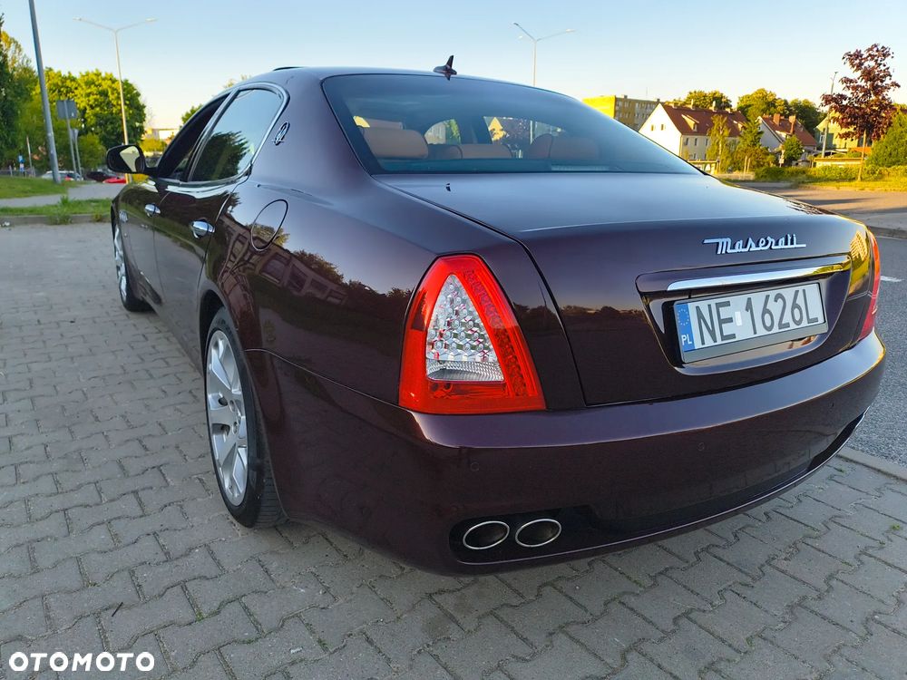 Maserati Quattroporte - 14