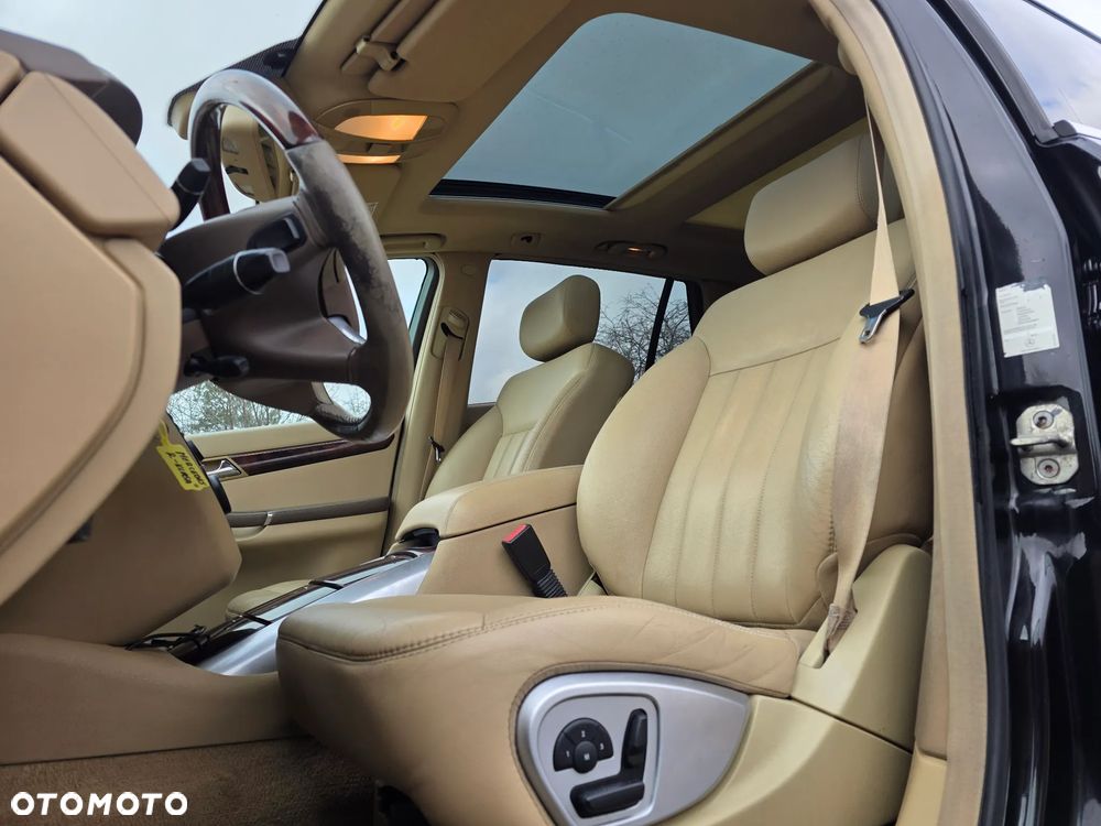 Mercedes-Benz Klasa R 320 CDI L 4-Matic - 22