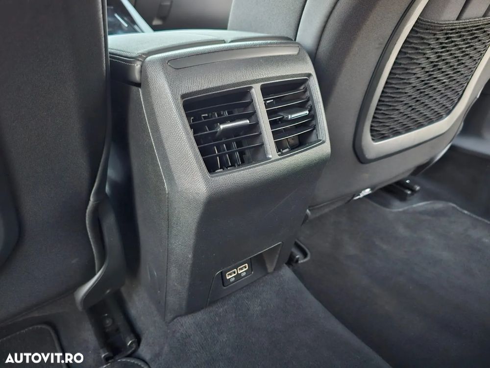 Peugeot 508 Plug-In Hybrid 225 e-EAT8 Allure Pack - 17