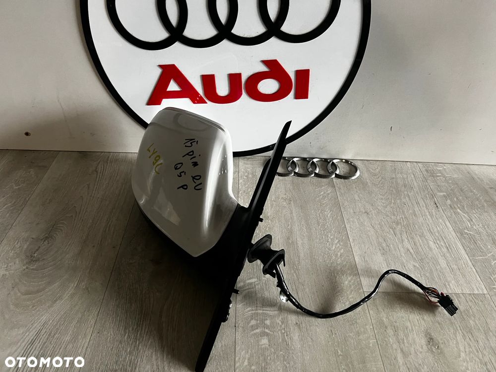 LUSTERKO PRAWE AUDI Q5 SQ5 8R 15 PIN LY9C