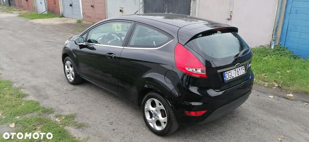Ford Fiesta 1.25 Ambiente EU5 - 3