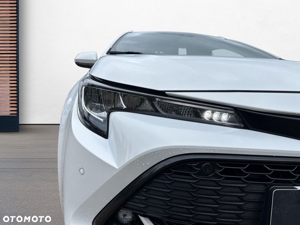 Toyota Corolla - 28